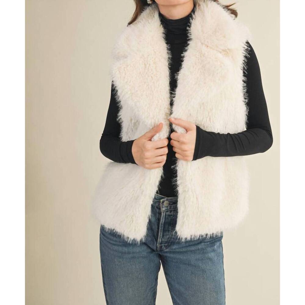 NEW MUSTARD SEED curly textured faux fur vest in ecru